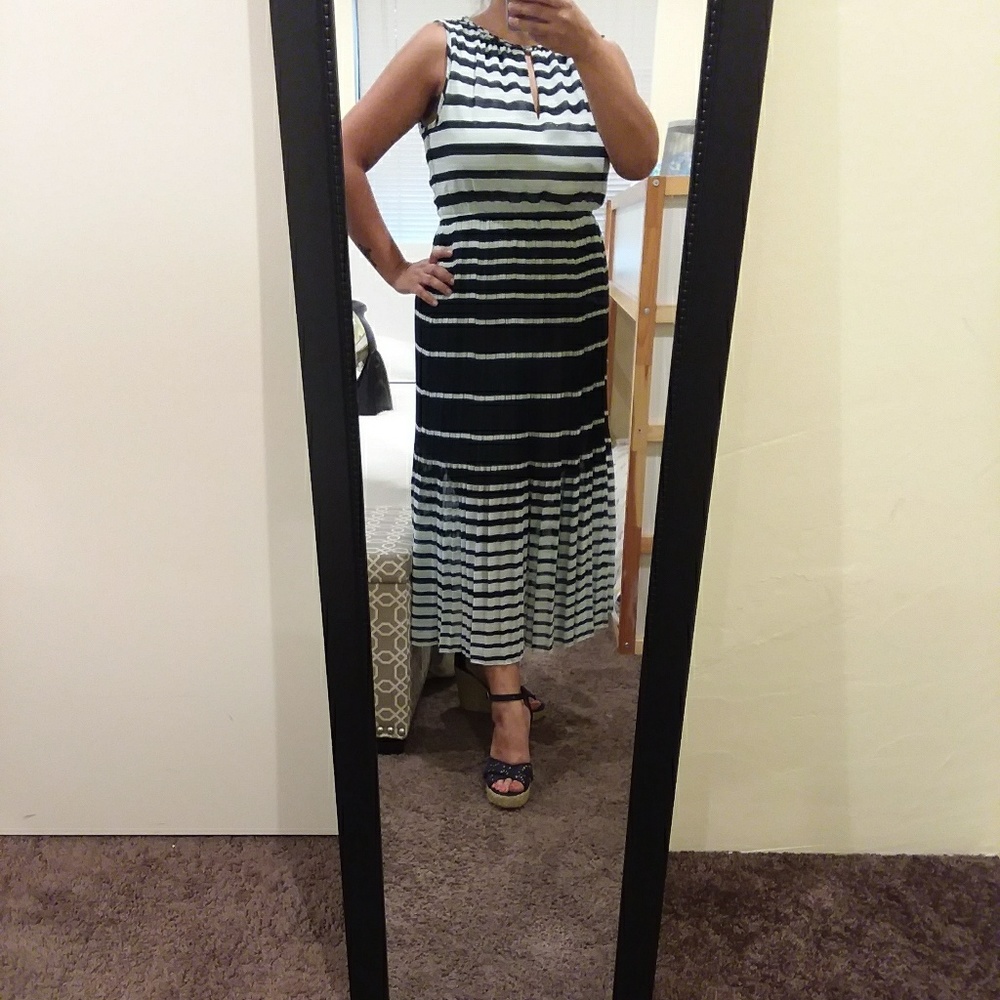 *SOLD*Final price drop* Maison Jules dress